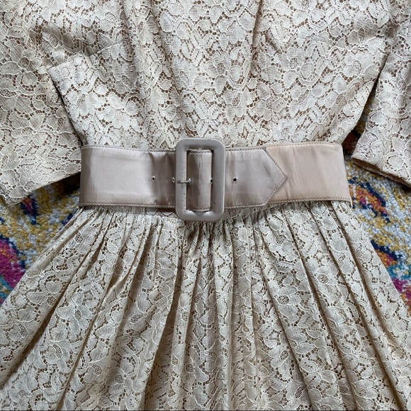 Vintage 1950s Jr. Theme Cream Lace with Floral Pattern Dress - Picture 4 of 13